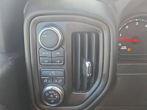 Used 2022 GMC Sierra 2500 Pro w/ Gooseneck/5TH Wheel Package image 14