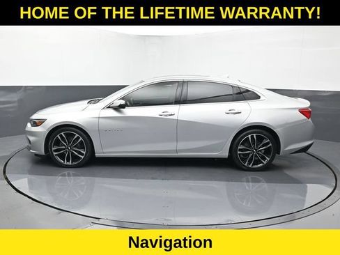 Used 2016 Chevrolet Malibu Premier w/ Driver Confidence Package II FWD image 4