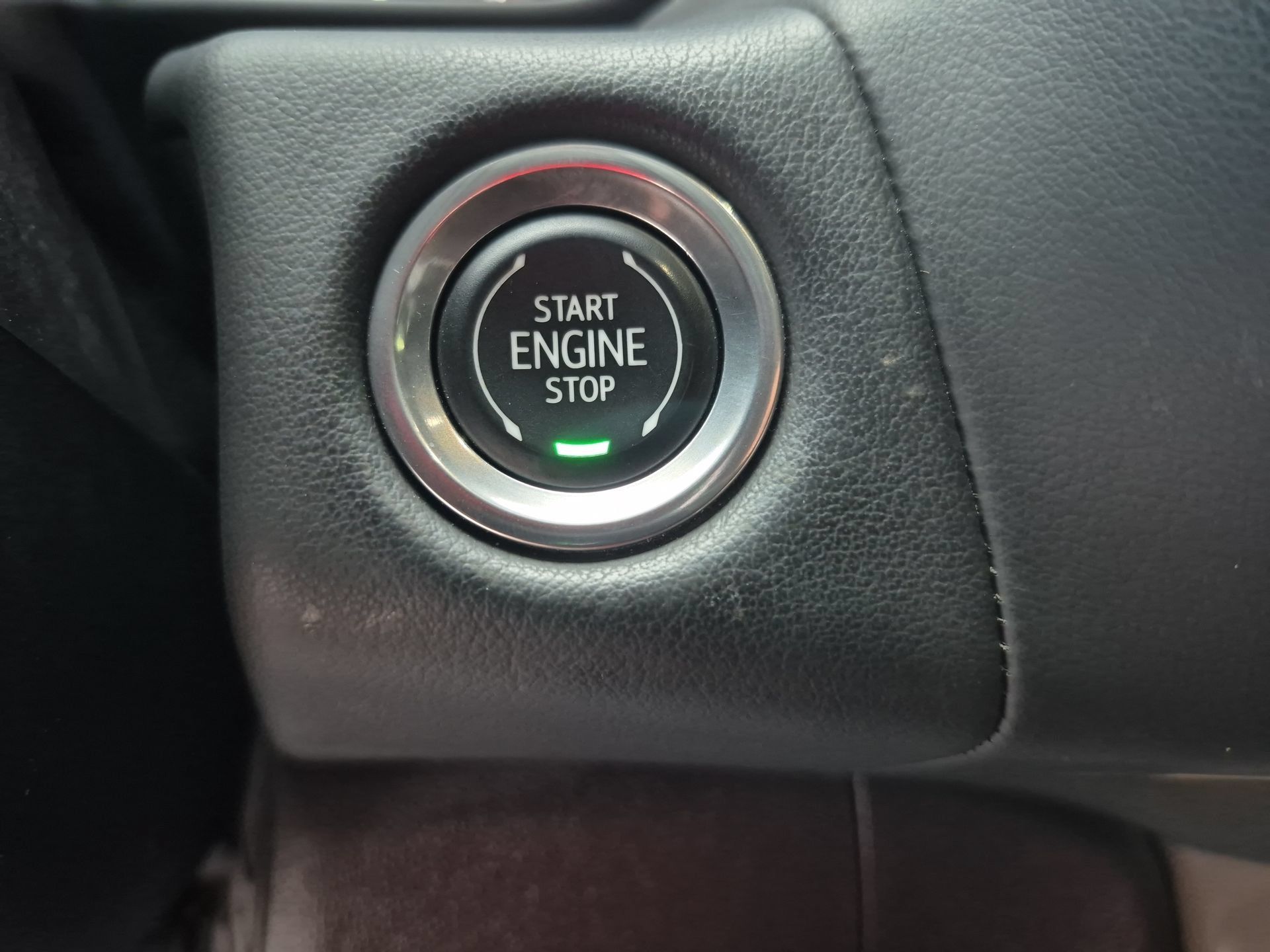 Used 2023 Chevrolet Suburban High Country AWD/4WD image 18
