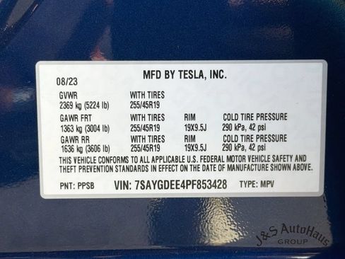 Used 2023 Tesla Model Y Long Range AWD/4WD image 40