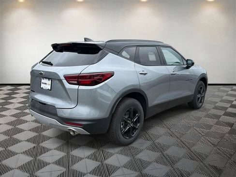 New 2026 Chevrolet Blazer LT w/ Convenience Package FWD image 5