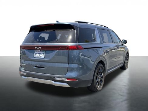 Certified 2024 Kia Carnival SX Prestige FWD image 7