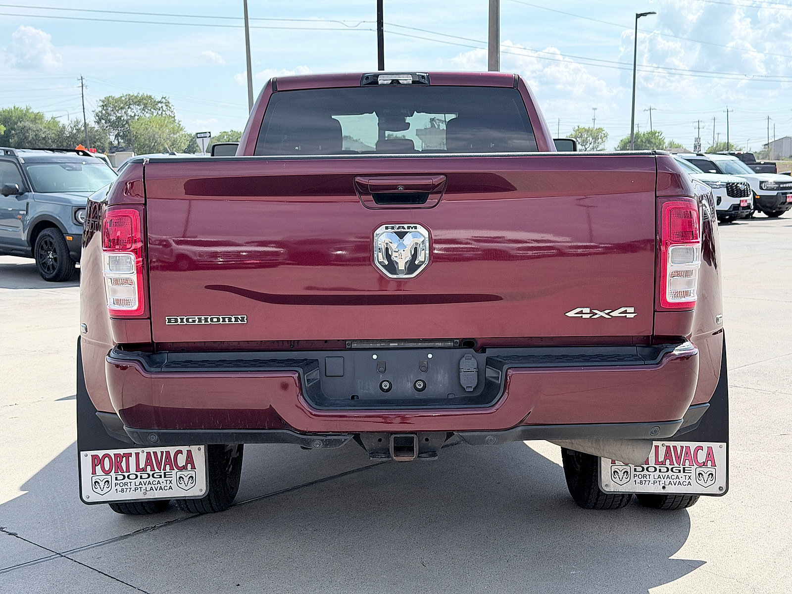 Used 2024 RAM 3500 Big Horn w/ Sport Appearance Package AWD/4WD image 6