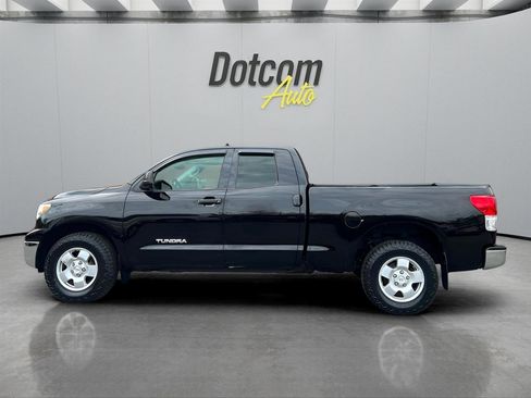 Used 2011 Toyota Tundra 4x4 Double Cab w/ Tow Pkg image 2