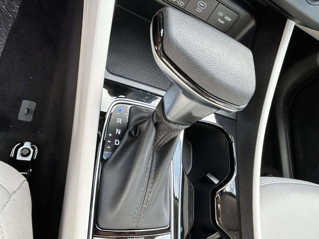 New 2026 Hyundai Tucson SE FWD image 9