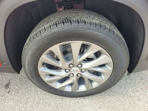 New 2026 Buick Enclave Preferred w/ Power Package image 18