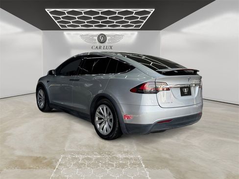 Used 2017 Tesla Model X 100D image 3