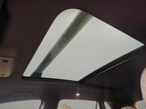 Used 2025 Volkswagen Atlas Cross Sport SEL Premium R-Line image 24