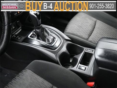 Used 2020 Nissan Rogue SV w/ Premium Package image 20