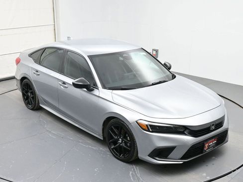 Used 2022 Honda Civic Sport image 34