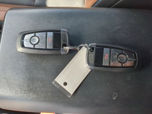 Used 2022 Ford Bronco Outer Banks AWD/4WD image 27