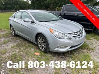 Used 2011 Hyundai Sonata SE w/ Navigation & Sunroof Pkg 4 FWD video 1