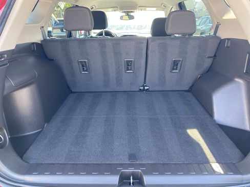 Used 2024 GMC Terrain SLE image 15