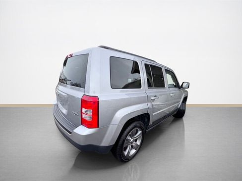 Used 2015 Jeep Patriot High Altitude image 4