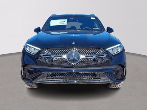 New 2026 Mercedes-Benz GLC 300 4MATIC image 2