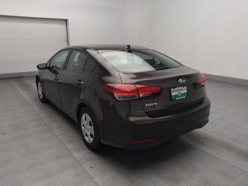 Used 2018 Kia Forte LX w/ LX Popular Package image 5