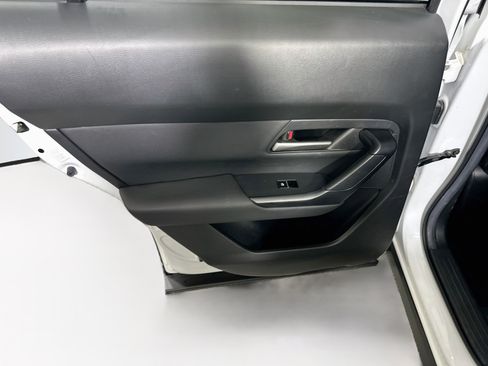 Used 2025 MAZDA CX-50 AWD 2.5 Hybrid w/ Premium Pkg image 26