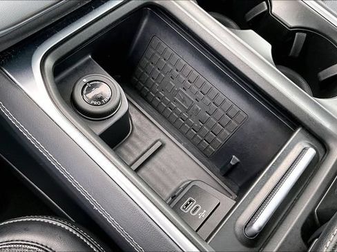 Used 2025 Ford Expedition Max Platinum AWD/4WD image 15