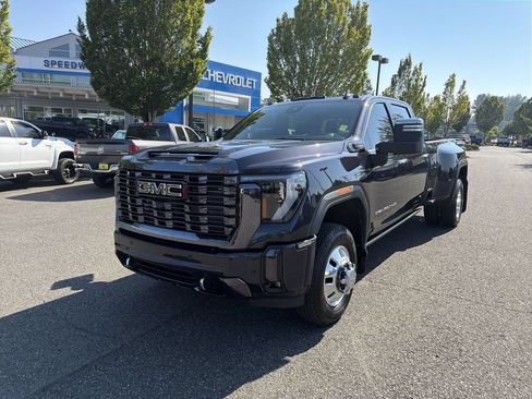 Used 2024 GMC Sierra 3500 Denali Ultimate AWD/4WD image 1