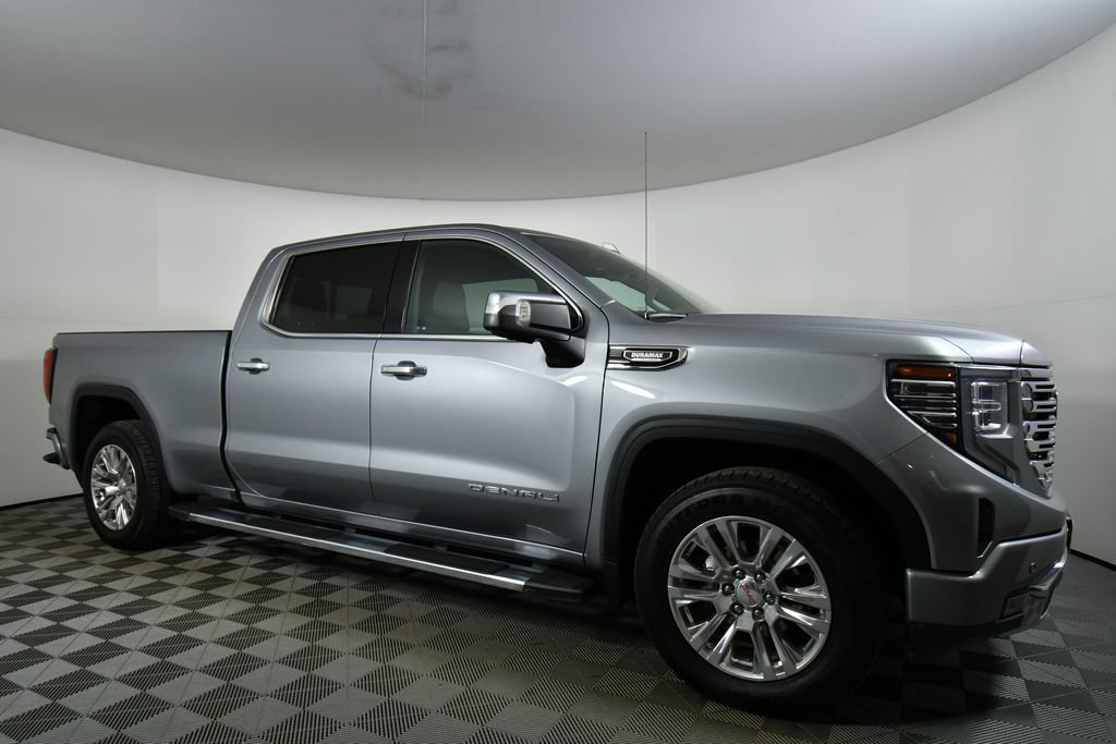 Used 2025 GMC Sierra 1500 Denali w/ Technology Package AWD/4WD image 9