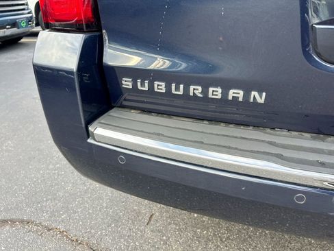 Certified 2020 Chevrolet Suburban Premier w/ Premier Plus Edition image 35