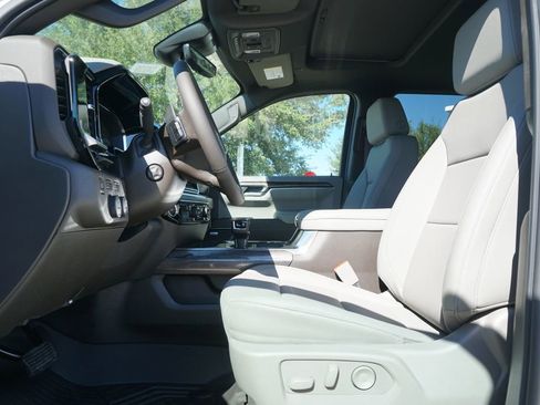 New 2026 Chevrolet Silverado 1500 LTZ w/ LTZ Premium Package image 22