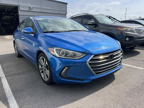 Used 2017 Hyundai Elantra Limited w/ Limited Tech Package 08 FWD image 1