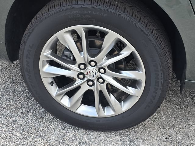 Used 2023 Buick Enclave Avenir w/ Avenir Technology Package FWD image 10
