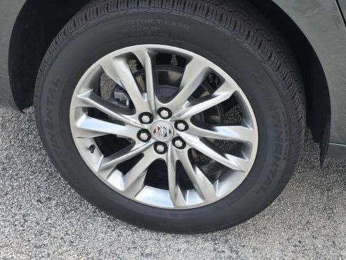 Used 2023 Buick Enclave Avenir w/ Avenir Technology Package FWD image 10