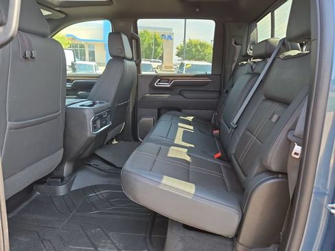 Used 2025 Chevrolet Silverado 2500 High Country w/ High Country Premium Package AWD/4WD image 32