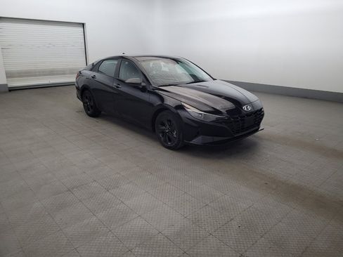 Used 2023 Hyundai Elantra SEL w/ Cargo Package FWD image 13