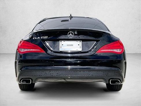 Used 2016 Mercedes-Benz CLA 250 image 4