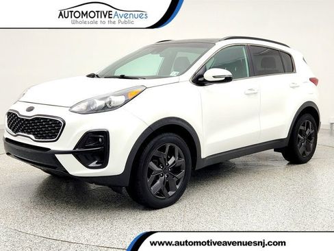 Used 2021 Kia Sportage S image 1