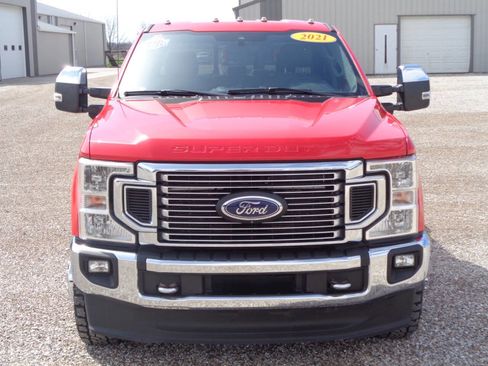 Used 2021 Ford F350 XLT w/ XLT Premium Package image 4