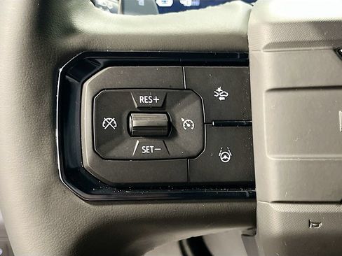 Used 2026 GMC Hummer EV SUV AWD/4WD image 17