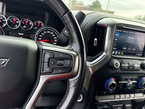 Used 2022 Chevrolet Silverado 1500 RST image 16