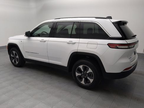 Used 2022 Jeep Grand Cherokee Limited 4xe w/ Luxury Tech Group II image 3