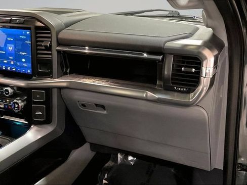 Used 2021 Ford F150 Lariat w/ Equipment Group 502A High RWD image 17
