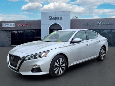 Used 2021 Nissan Altima 2.5 SL AWD/4WD image 3