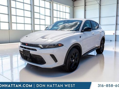 Used 2024 Dodge Hornet GT w/ GT Blacktop Package AWD/4WD image 24