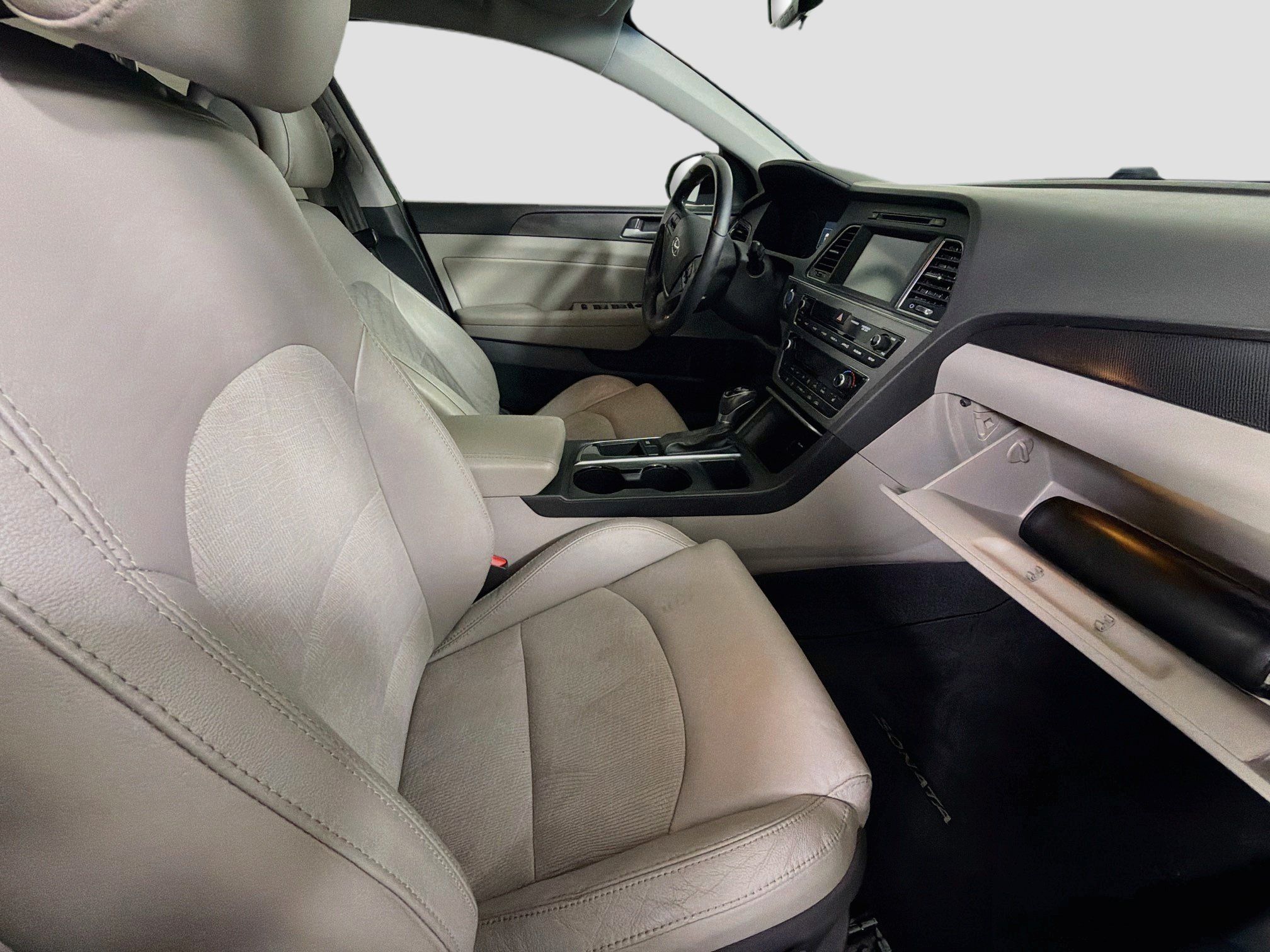 Used 2016 Hyundai Sonata Sport w/ Option Group 02 FWD image 28