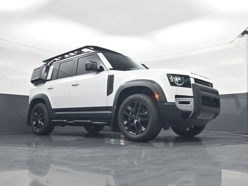 Used 2020 Land Rover Defender 110 HSE image 19