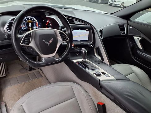 Used 2016 Chevrolet Corvette Stingray Coupe image 9