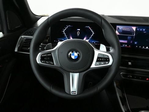 Used 2026 BMW X5 xDrive40i w/ M Sport Package image 18