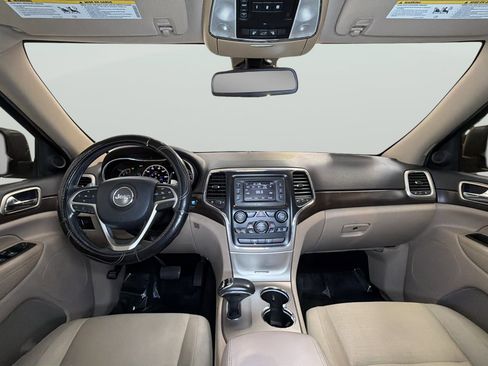 Used 2014 Jeep Grand Cherokee Laredo w/ Security & Convenience Group image 31