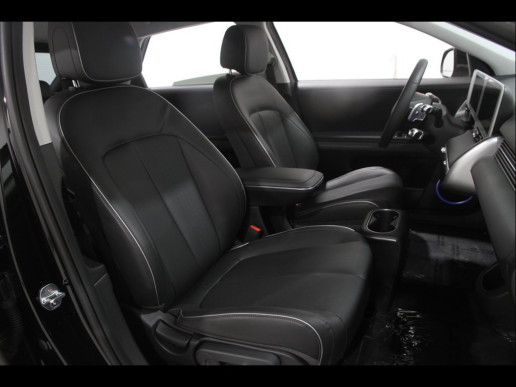 Certified 2023 Hyundai Ioniq 5 SEL AWD/4WD image 18
