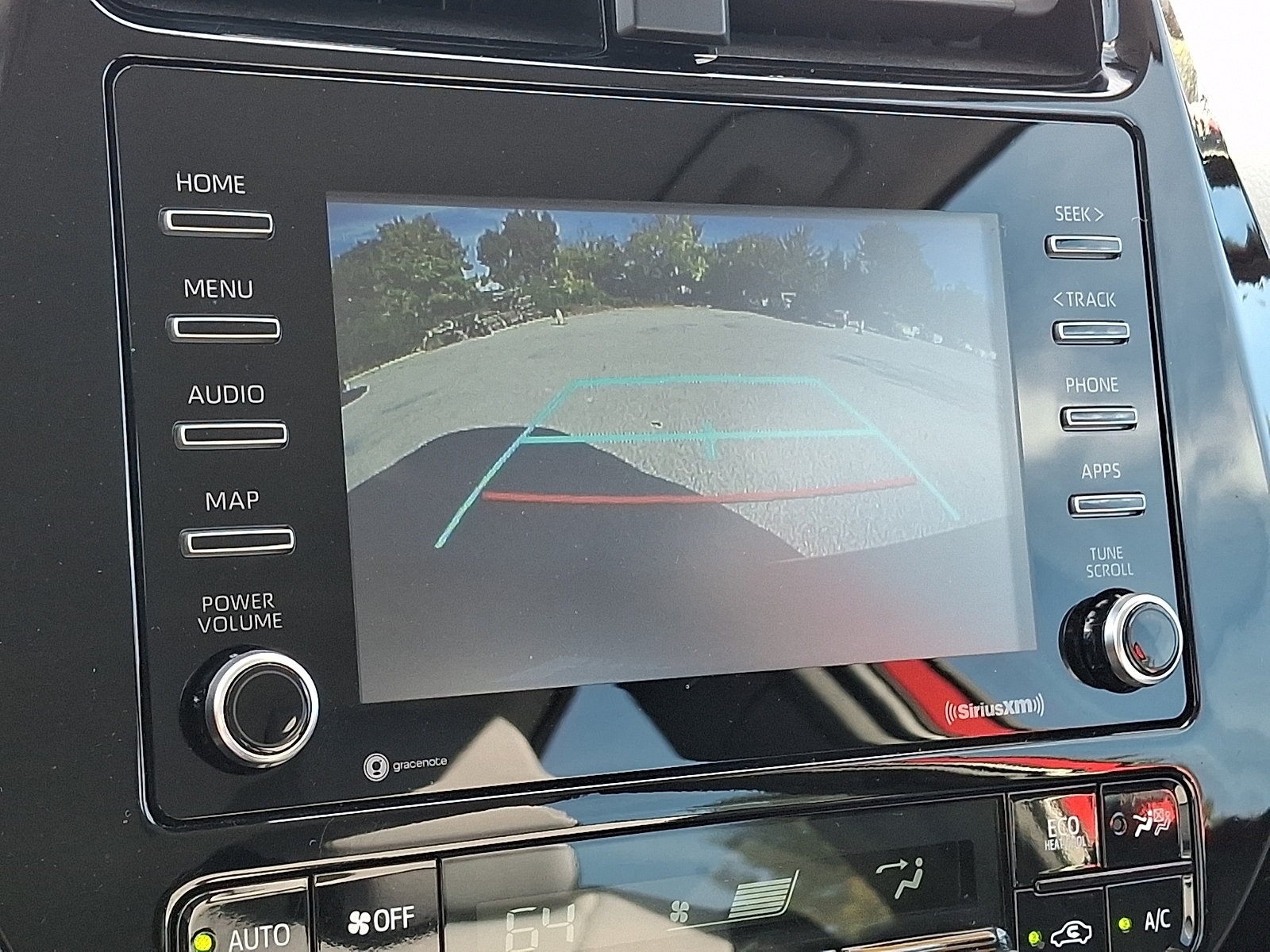 Used 2022 Toyota Prius LE FWD image 17