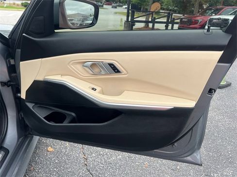 Used 2023 BMW 330i Sedan w/ M Sport Package image 14