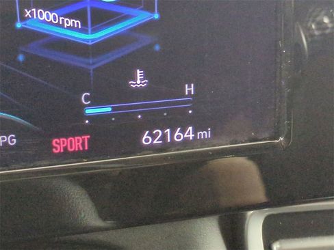 Used 2021 Hyundai Elantra SEL w/ Convenience Package image 31