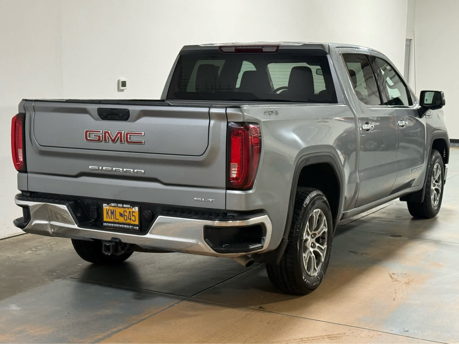 Used 2024 GMC Sierra 1500 SLT AWD/4WD image 7